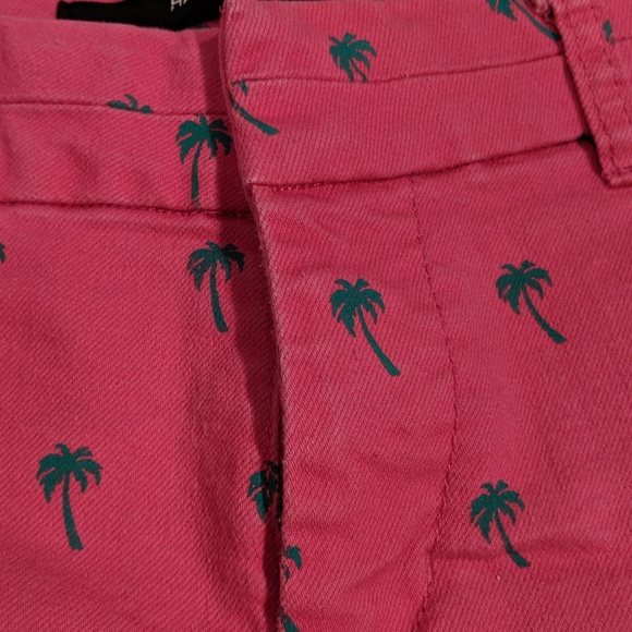 Harper Short - Picture 2 of 5